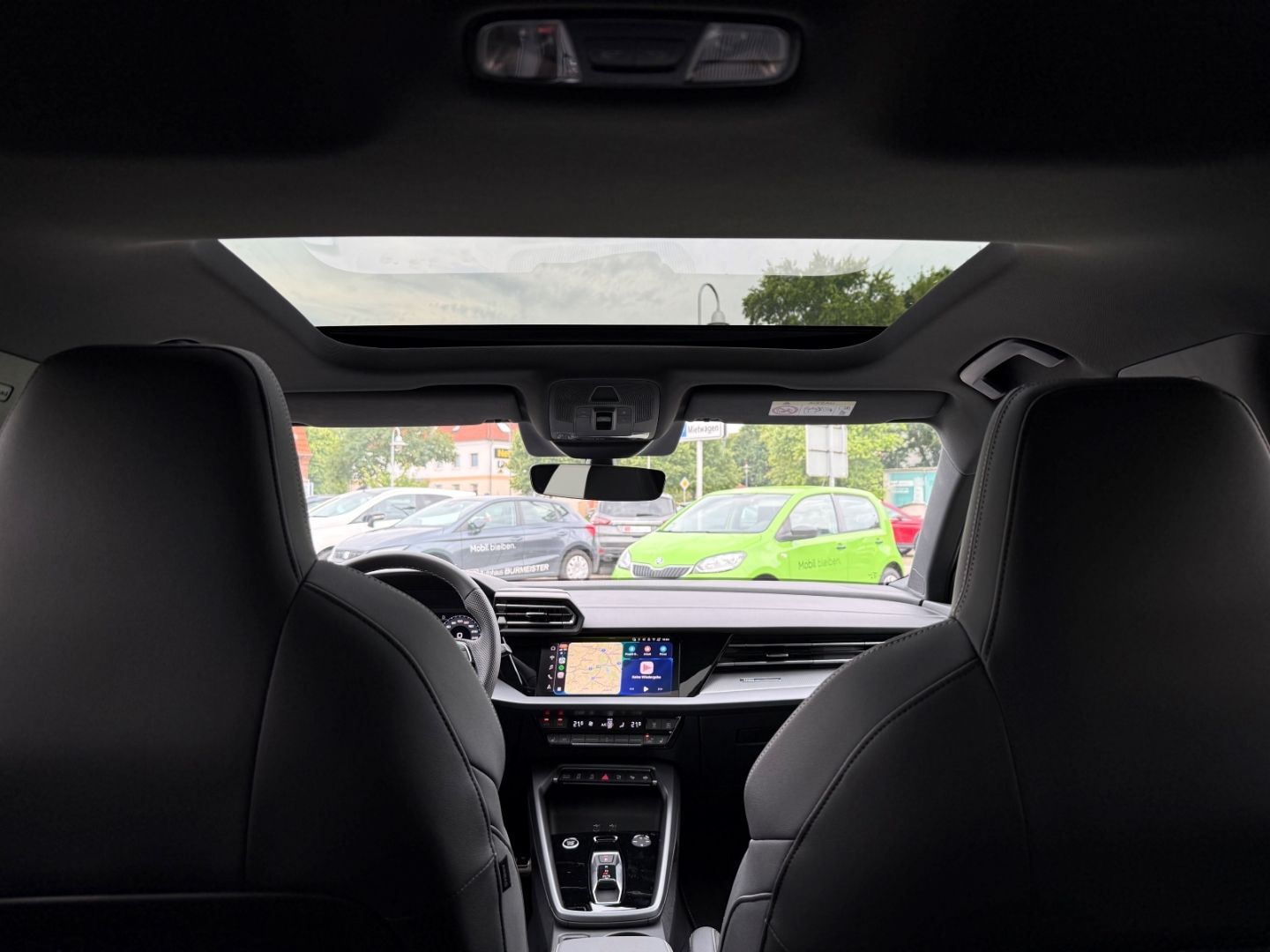 Fahrzeugabbildung Audi A3 TFSI Sportback S-Line Sport Pano Digi LED ACC