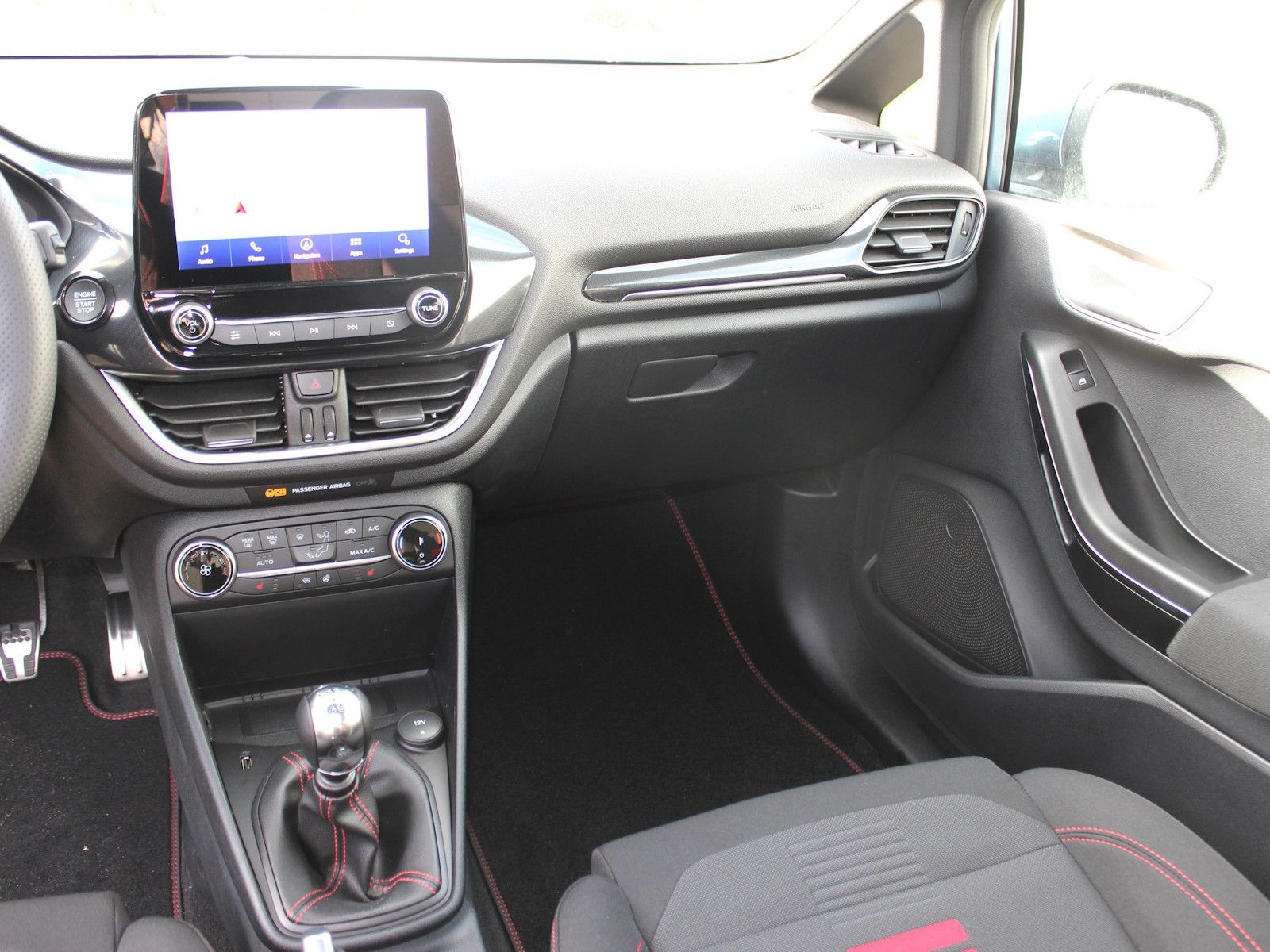 Fahrzeugabbildung Ford Fiesta ST-Line 1,0 EcoBoost Hybrid