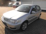 Volkswagen Polo 1.4 55kW,Automatik Getriebe,Klimaautomatik - Volkswagen Polo aus 2000: 1.4