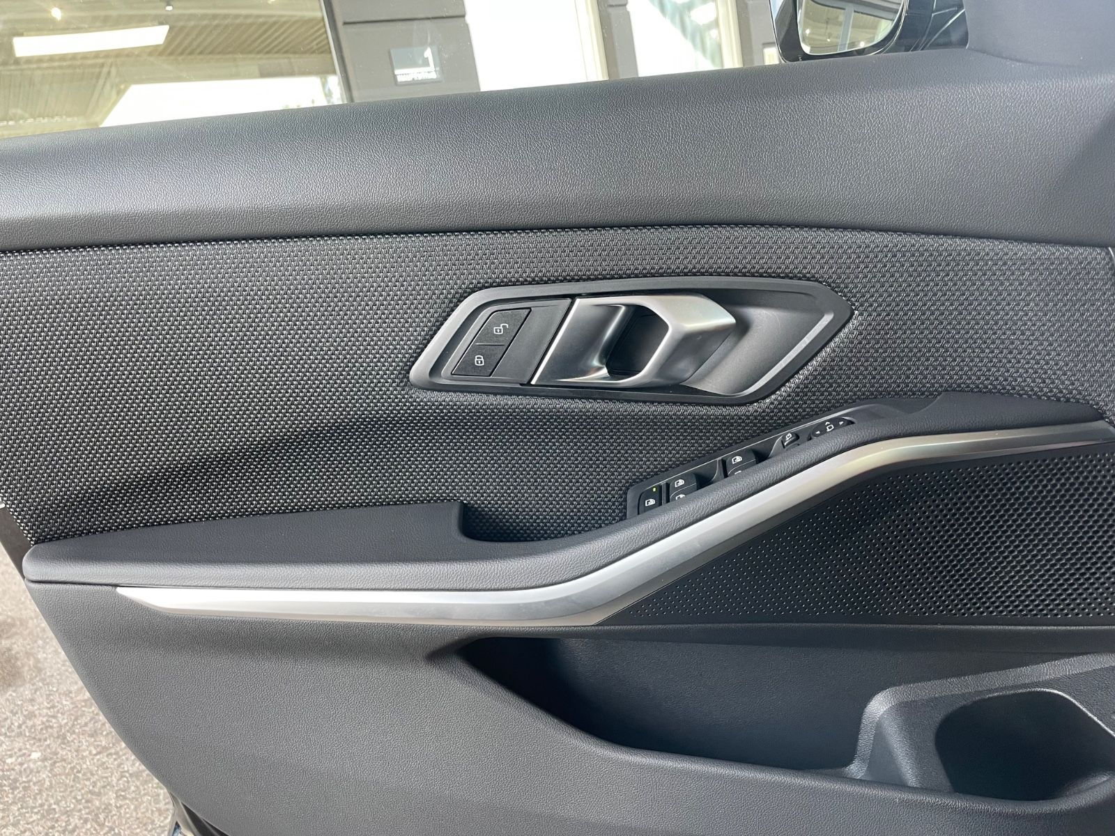 BMW 318iA 2.0 TOURING G21LCI/LC+/LED/CAM/SHZ foto 25