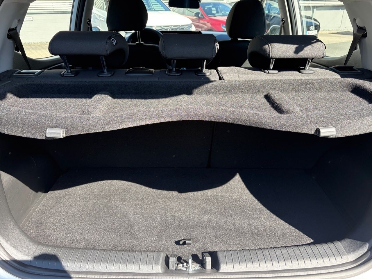 Fahrzeugabbildung Hyundai i10 1.0 Trend Fernlichtass. Kam. KlimaA Navi PDC