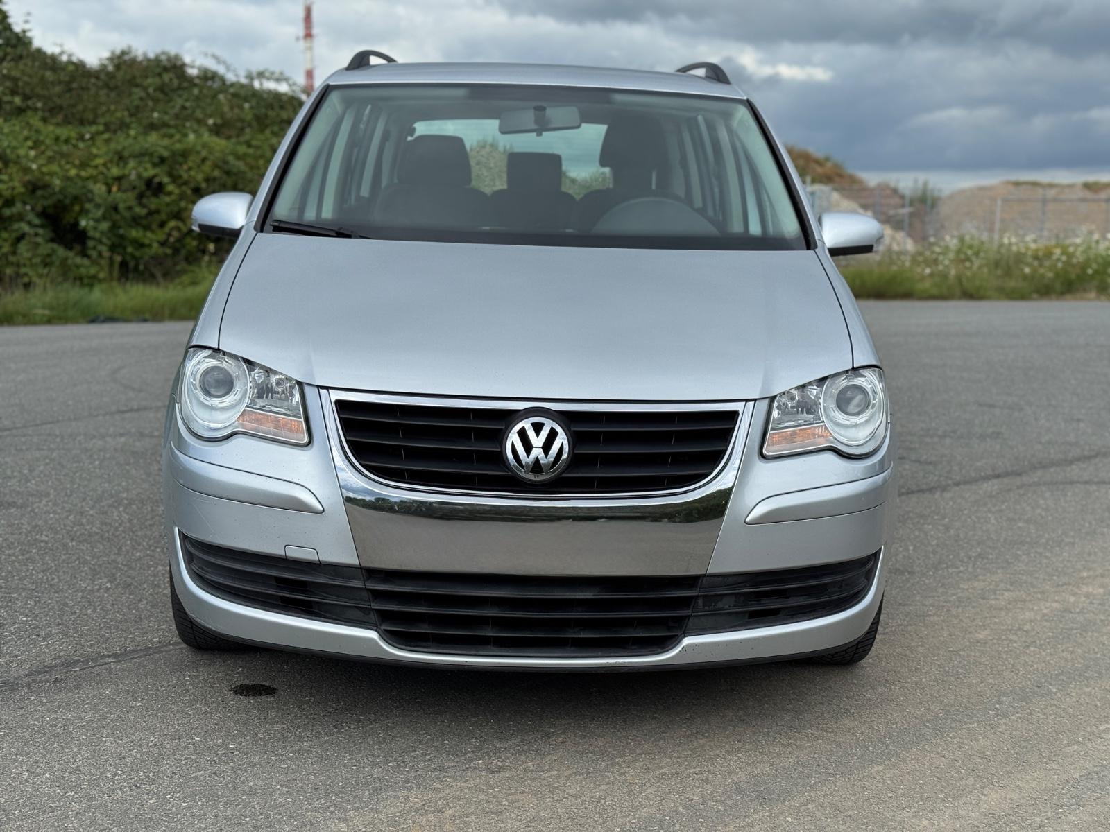 Volkswagen Touran 2.0 TDI/DSG/7 Sitzer/EXPORT!