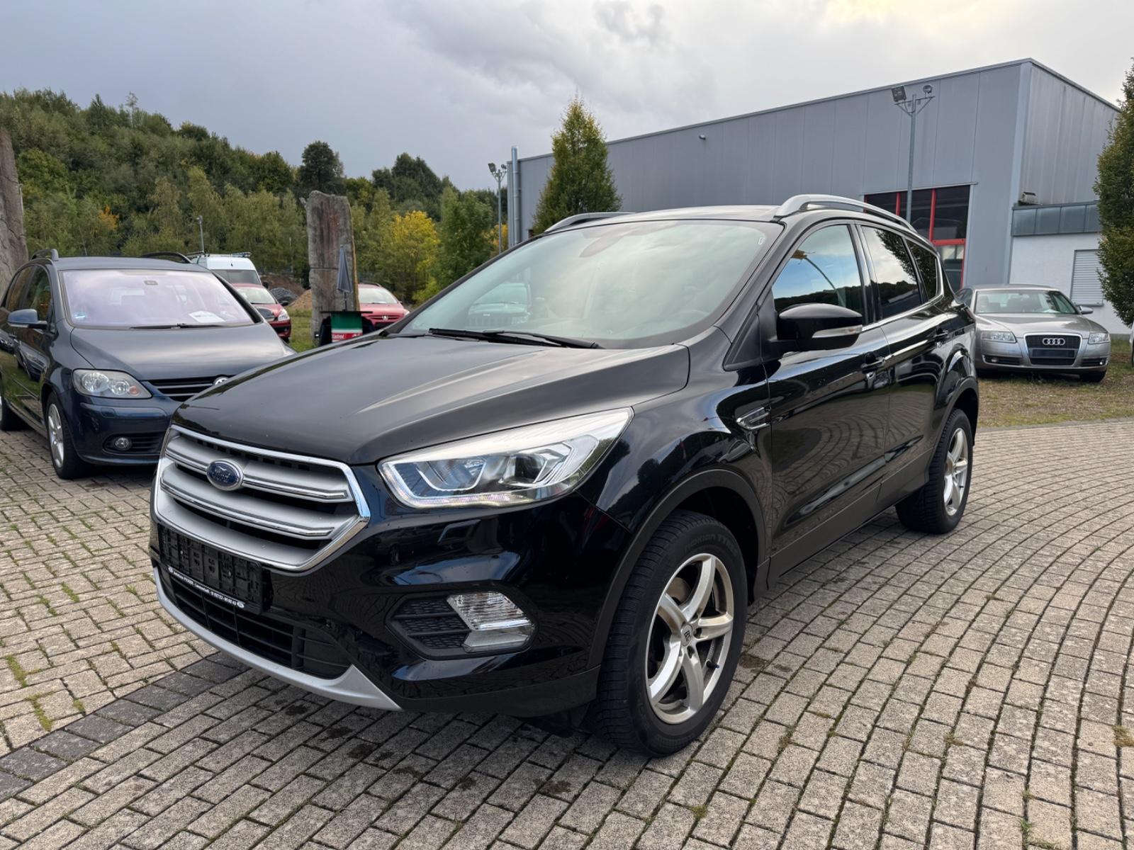 Ford Kuga Cool & Connect