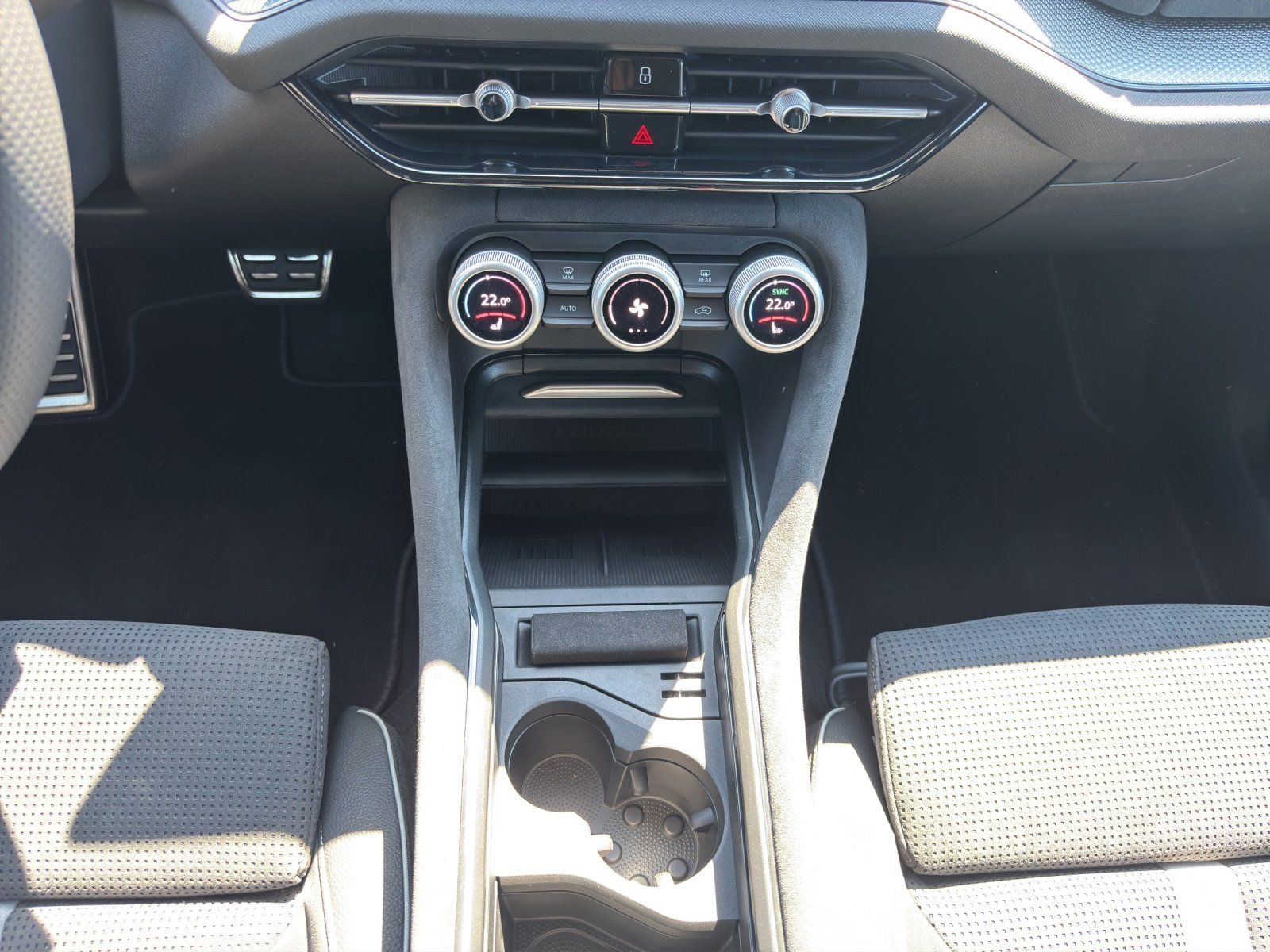 Fahrzeugabbildung SKODA Kodiaq Sportline 1,5 TSI m-HEV 110 kW DSG