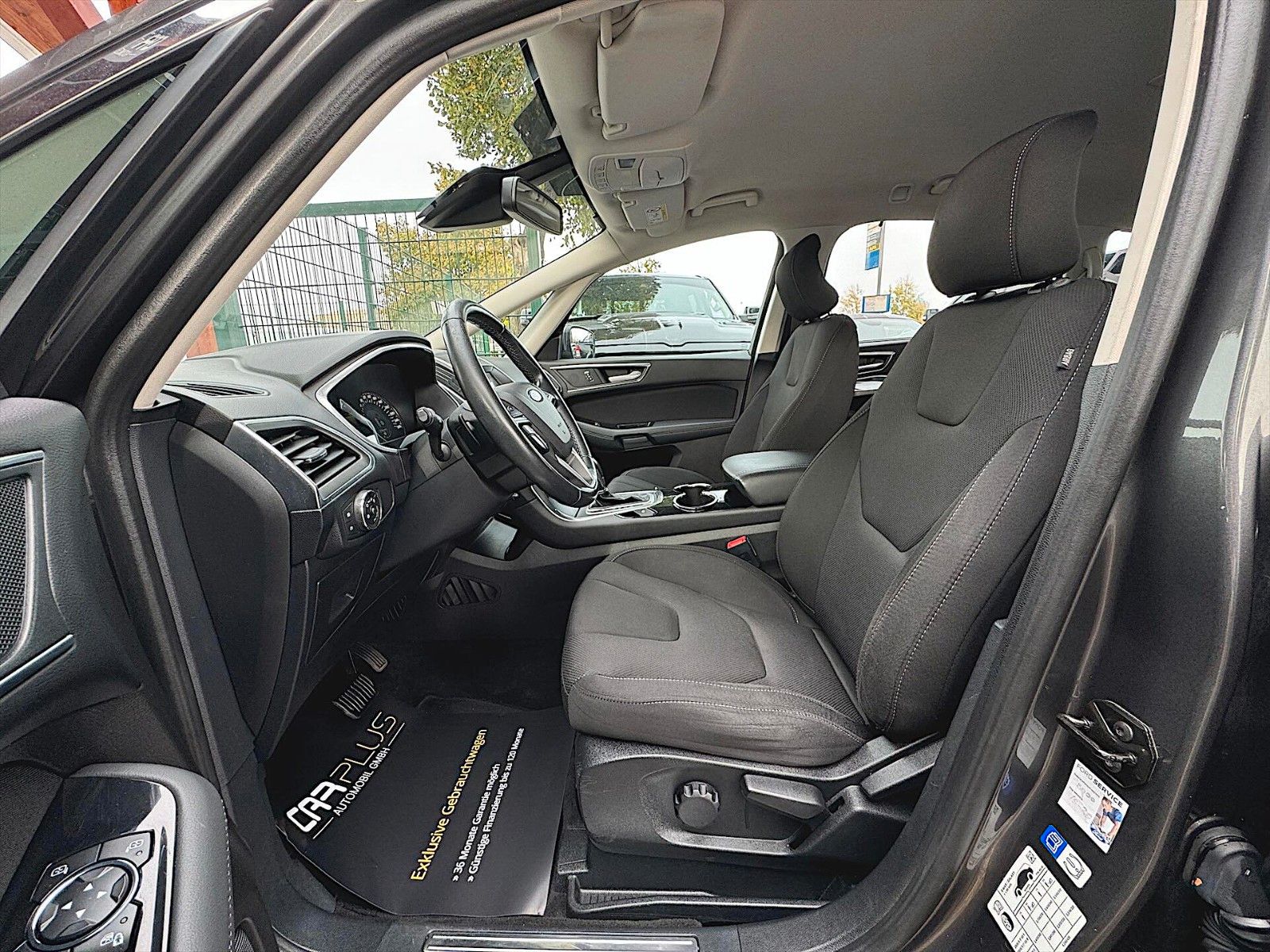 Fahrzeugabbildung Ford S-MAX Titanium Automatik *7 Sitze*LED*Keyless*