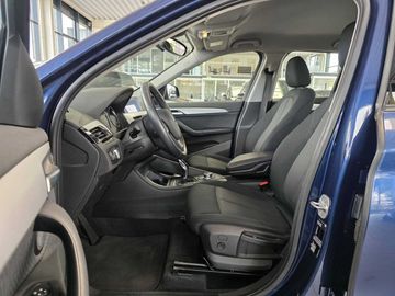 BMW X1 - 11