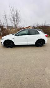 Volkswagen T-Roc R-4 Motion-Pano-8-Fach bereift-Beats-Akrap - VW T-Roc von privat