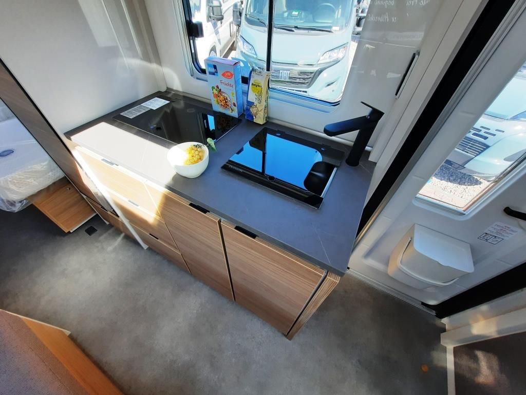 Fahrzeugabbildung Dethleffs Nomad 490 EST Verfüg./Sparen Sie 4.882,- €