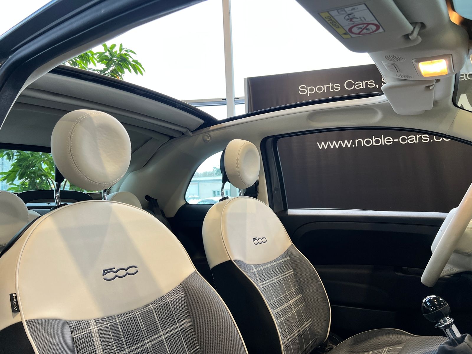 Fahrzeugabbildung Fiat 500C Cabrio Lounge KLIMA NAV GRA PDC ALU
