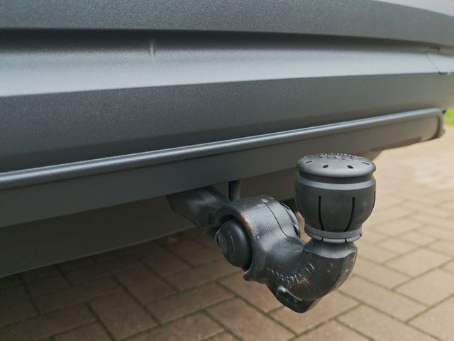 Q3 35 2.0 TDI S-tronic NAVI AHK ACC B&O STANDHZ