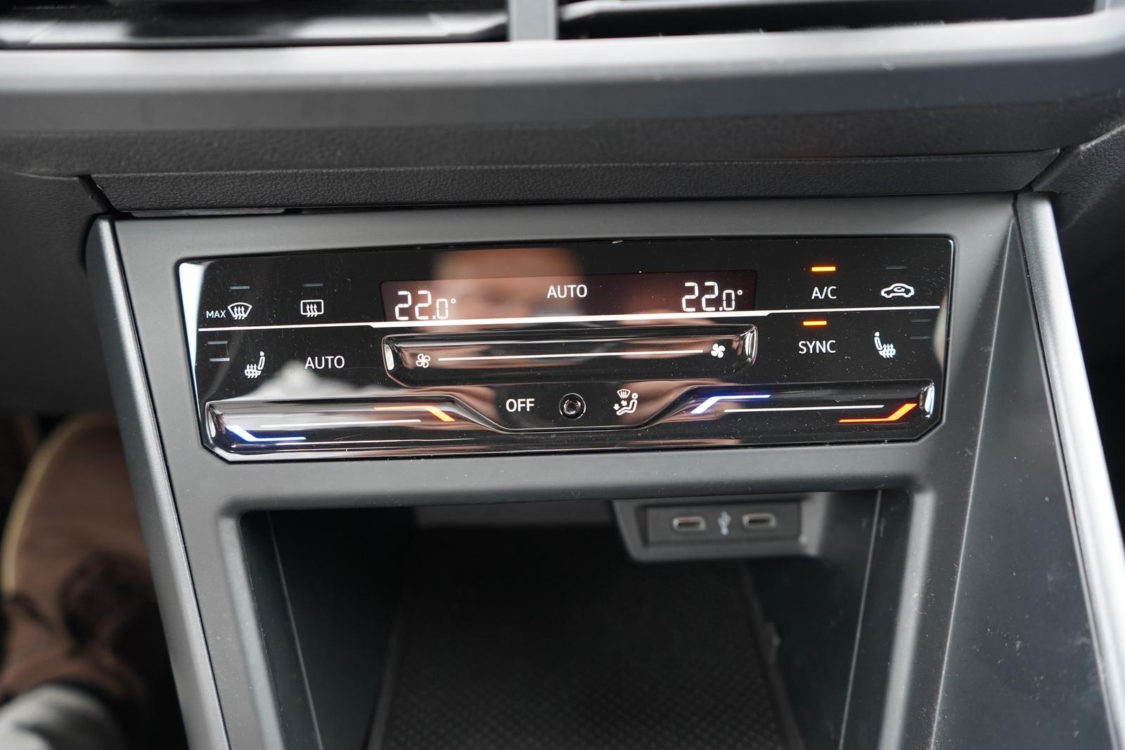 Volkswagen Taigo 1.0 R-Line LED Klimaaut. Navi PDC DAB, миниатюра 20