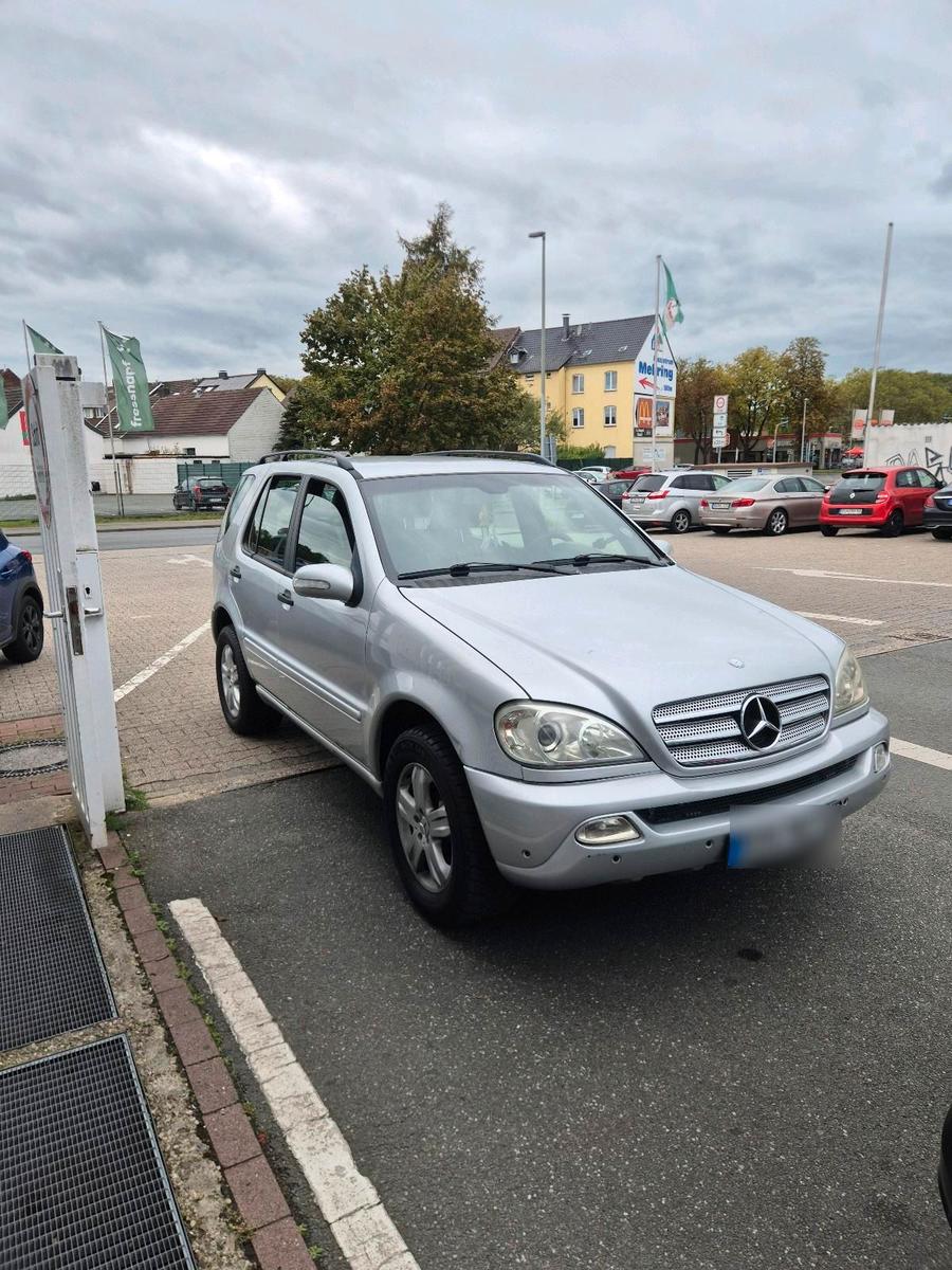 Mercedes-Benz ML 270