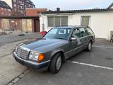 Mercedes-Benz W124 T 300 - Mercedes-Benz 300 in Hamburg