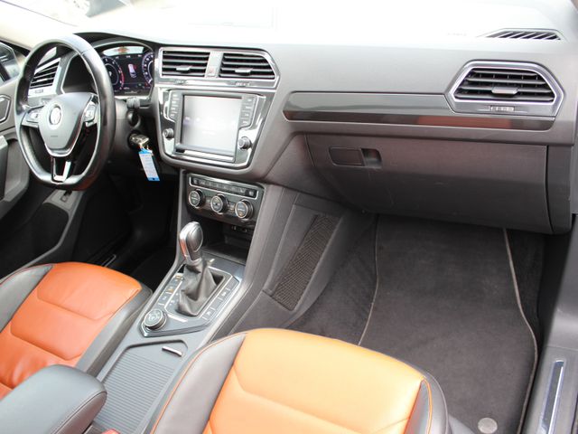 Tiguan 2,0 TDI Highline 4M AHK*Leder*PanoD