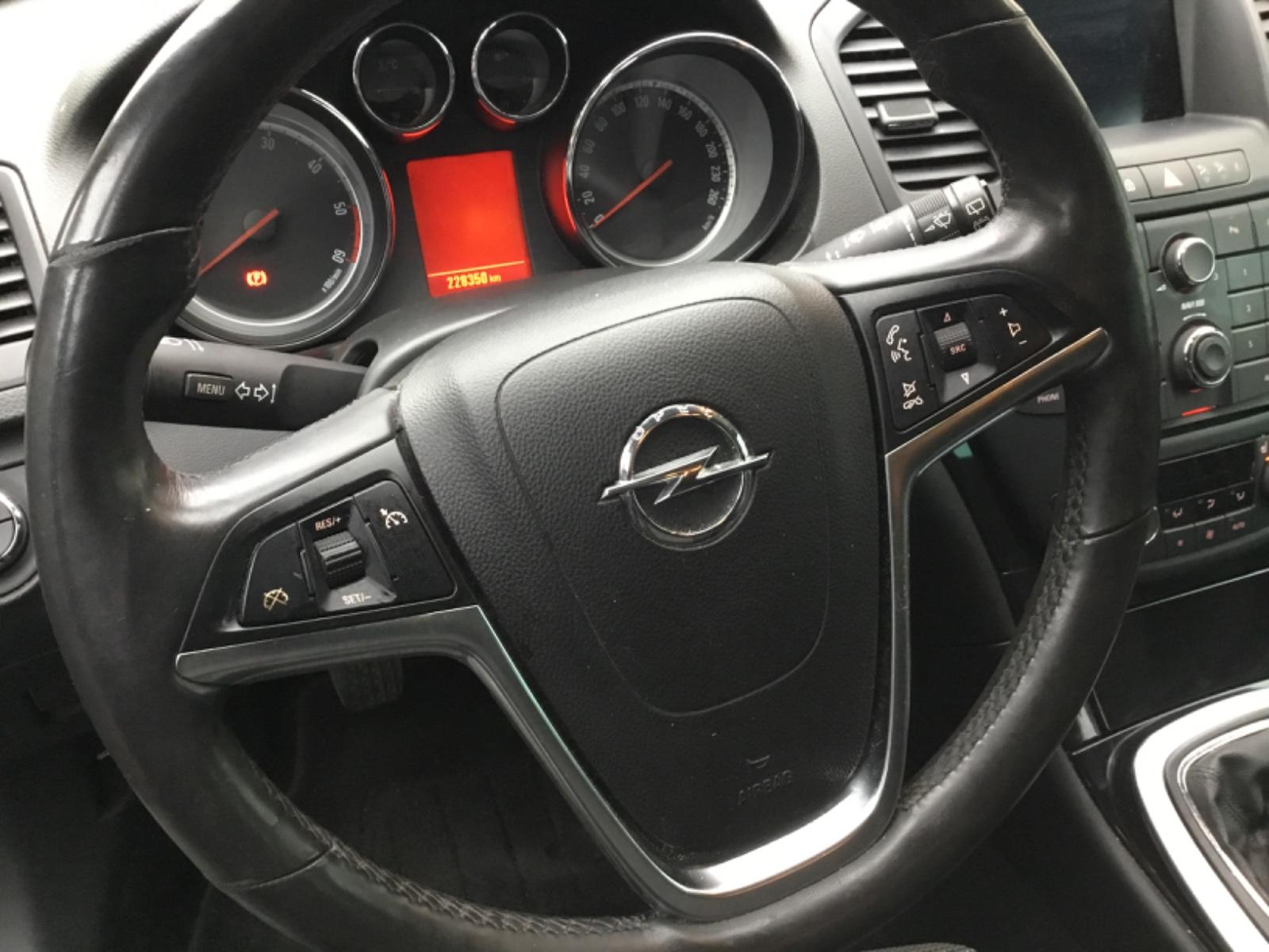 Opel Insignia 2013 — фото 14
