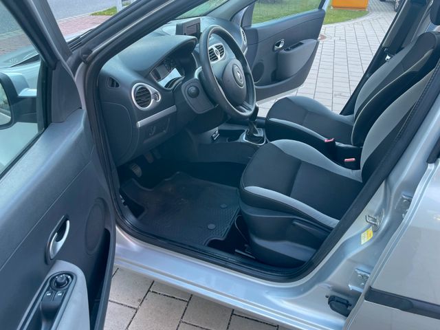 Fahrzeugabbildung Renault Clio Grandtour Expression(Tüv&Insp.neu)