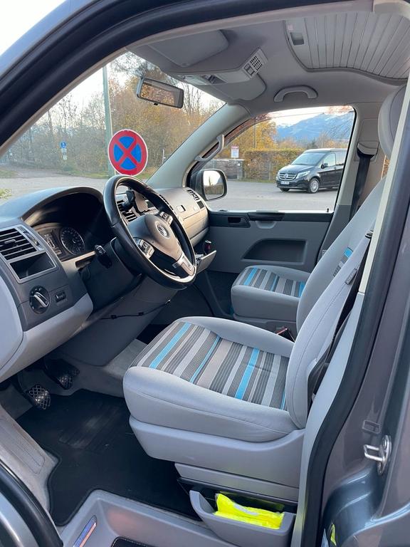 Volkswagen T5 California