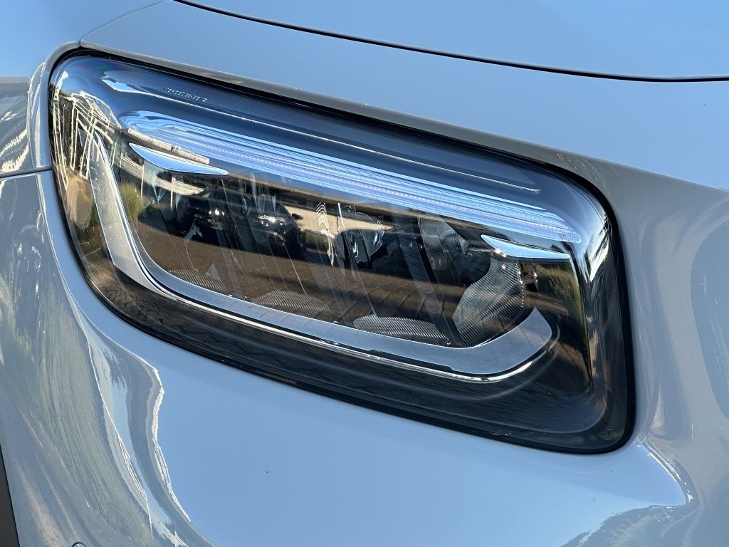 Fahrzeugabbildung Mercedes-Benz GLB 200 AMG*NIGHT*AHZV*K-GO*TOTWINKEL*AMBIENTE*