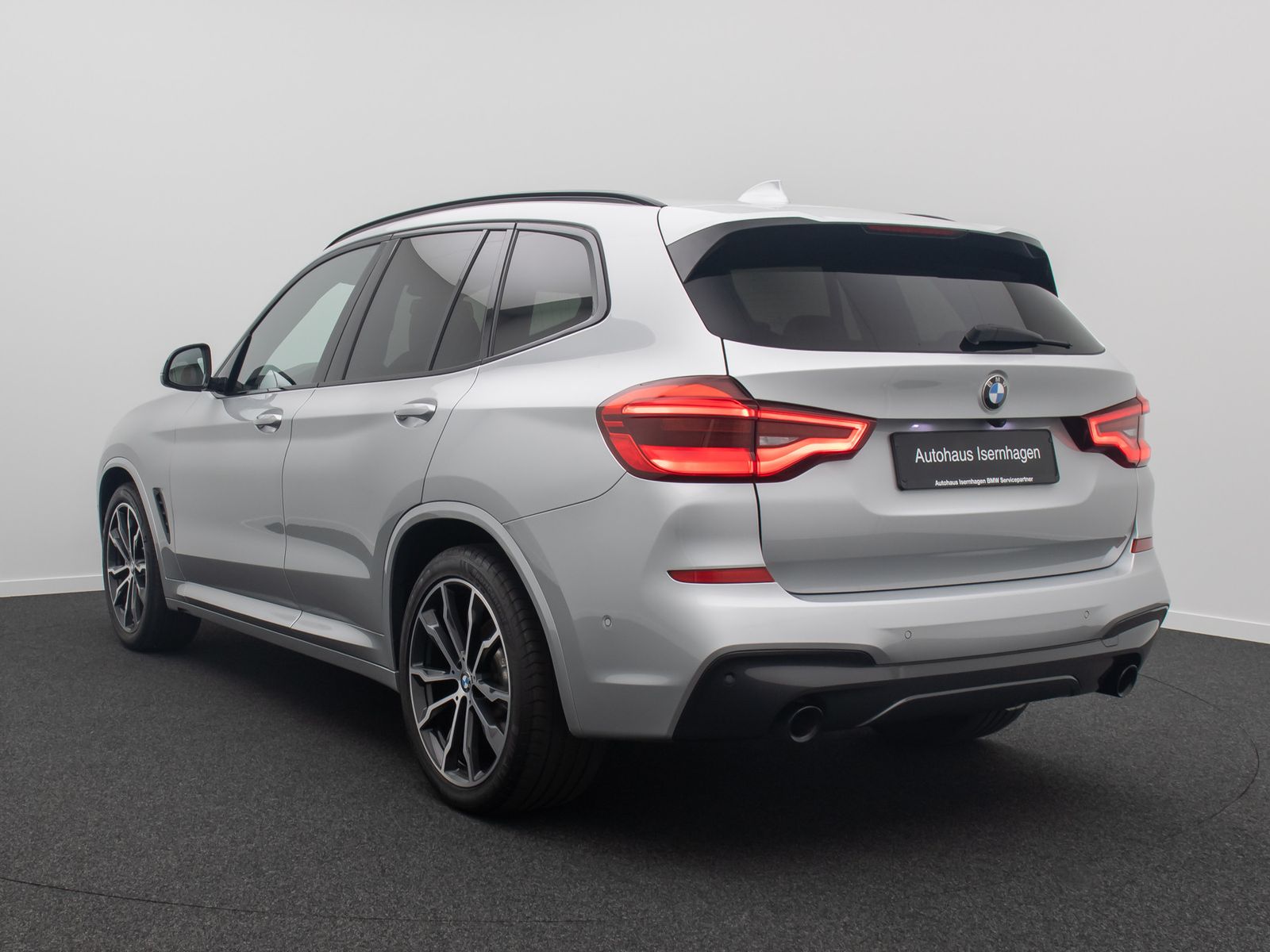 Fahrzeugabbildung BMW X3 xD20d M Sport ACC Kamera AHK DisplKey DAB 20"