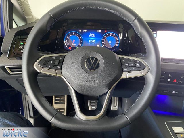 Golf VIII 1.5 eTSI DSG Active NAVI KLIMA LED SHZ