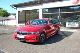 BMW Touring 330 d xDrive Luxury Line Pano AHK Laser