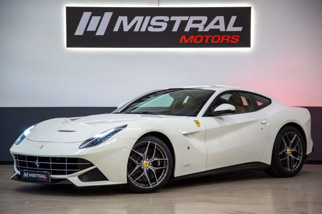 FERRARI F12