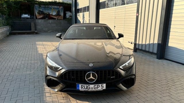 Fahrzeugabbildung Mercedes-Benz SL 63 AMG Roadster 4 Matic +