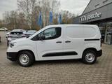 Opel Combo -e AHK-Vorbereitung/Radio/Klima/Kamera - Opel Combo: Radio