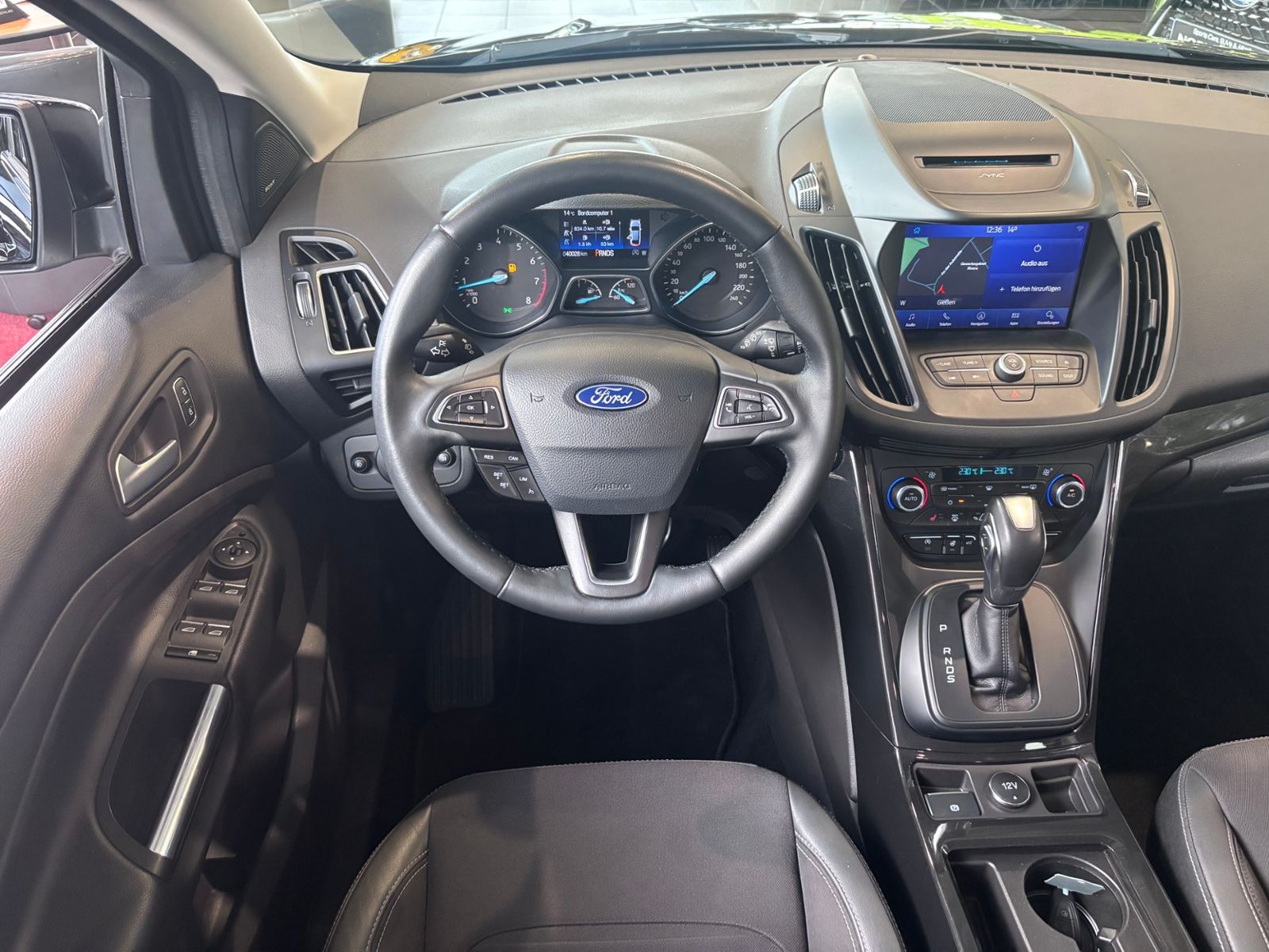 Fahrzeugabbildung Ford Kuga Titanium Allrad AHK XENON NAVI