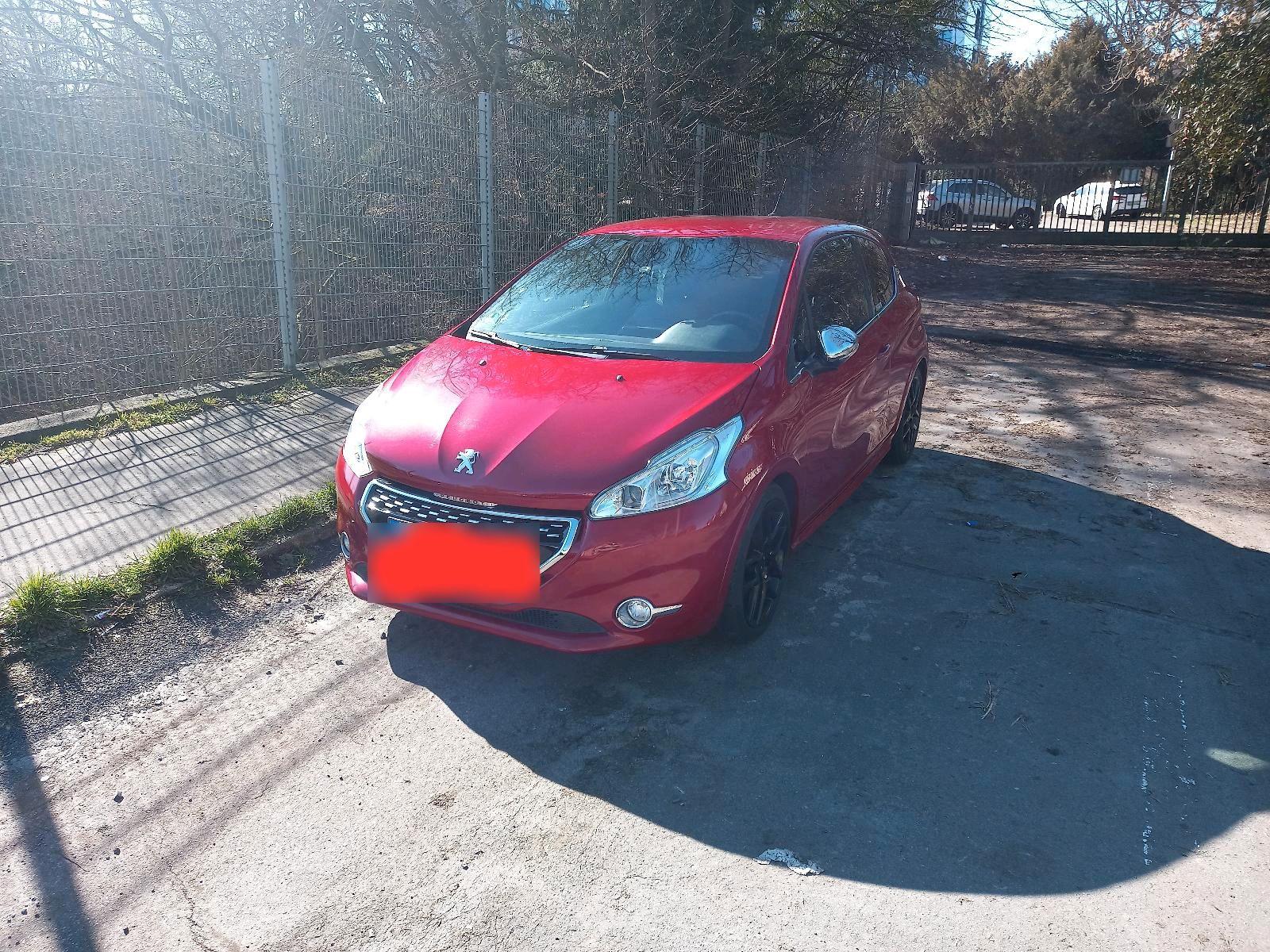 Peugeot 208