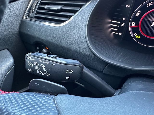 Octavia Combi RS PANO;NAV;BFS;CARPLAY