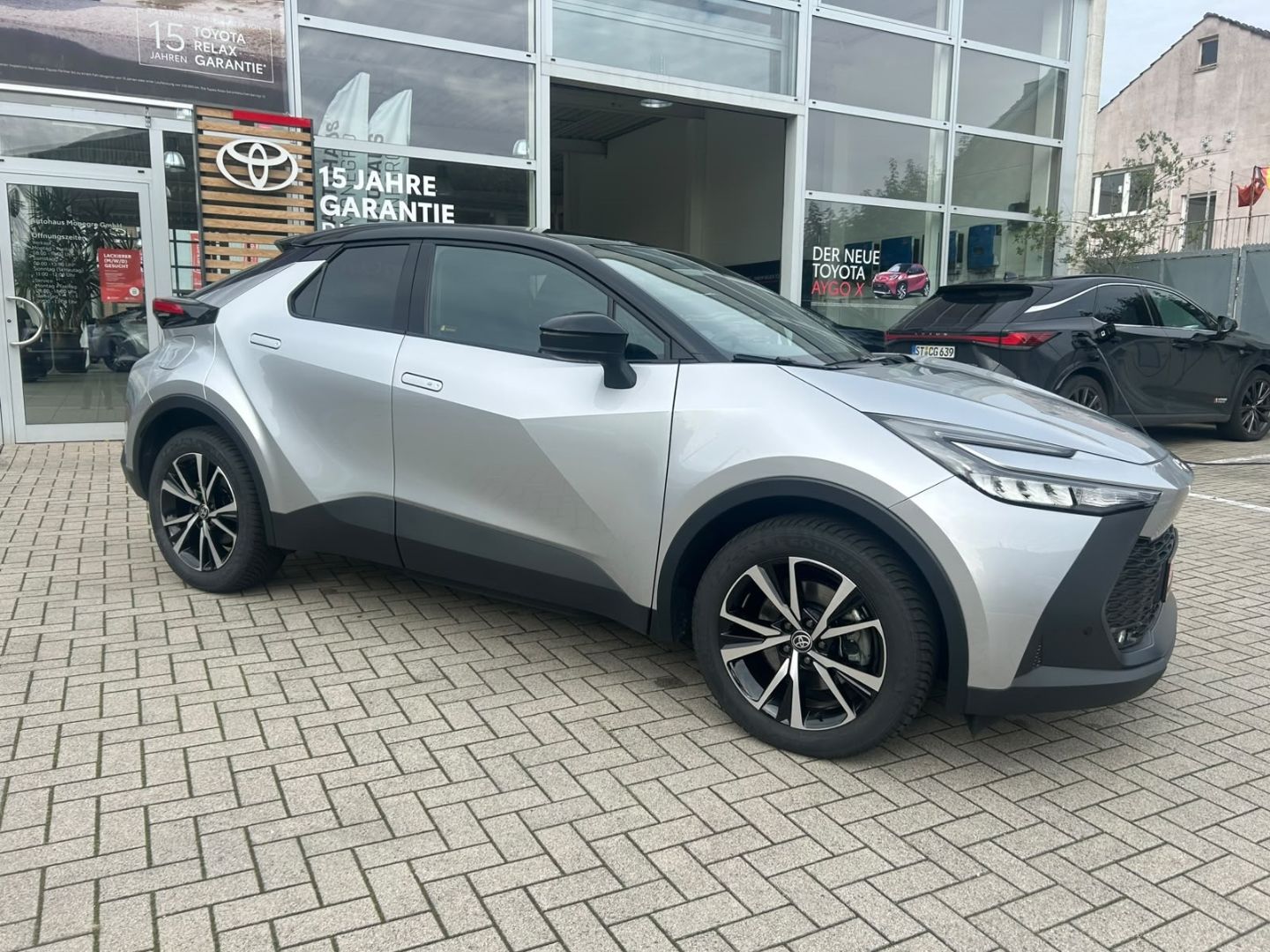 Toyota C-HR Plug-In Hybrid Teamplayer Navi LED ACC APC imagem 2
