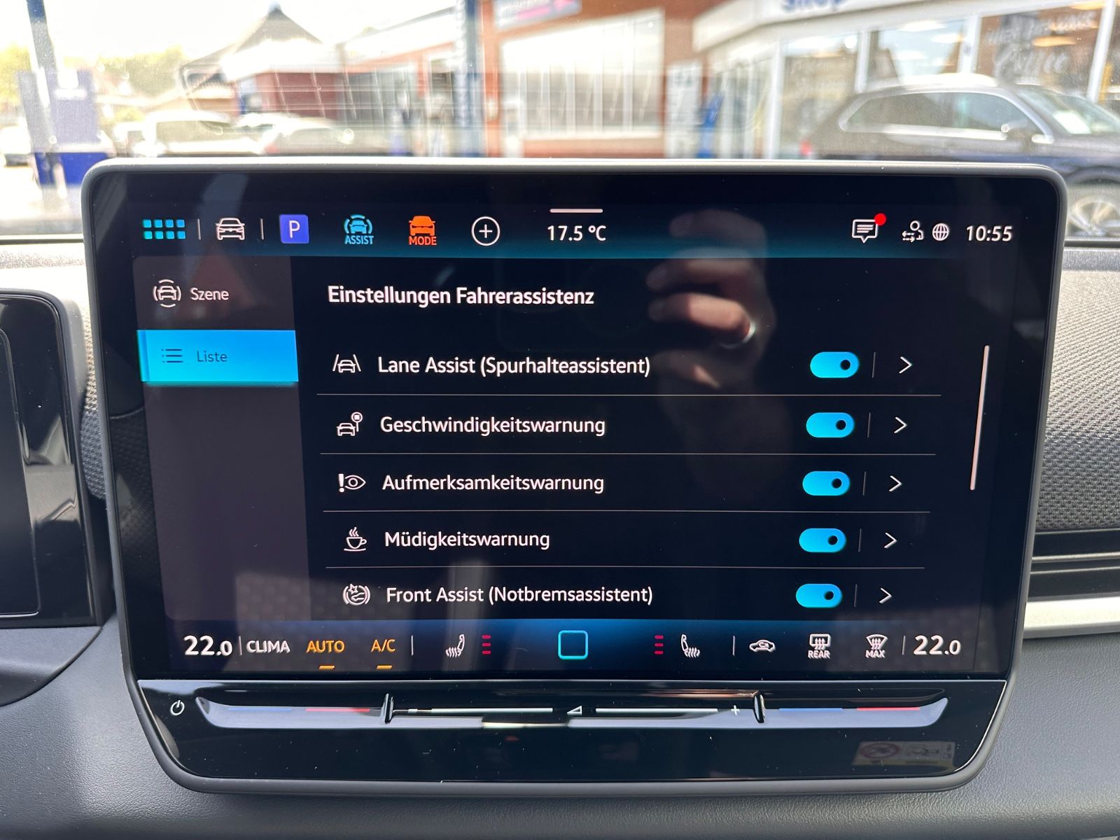 Fahrzeugabbildung Volkswagen T-Roc R Line 1.5 eTSI DSG APP/ACC/AHK/LED/eHeck