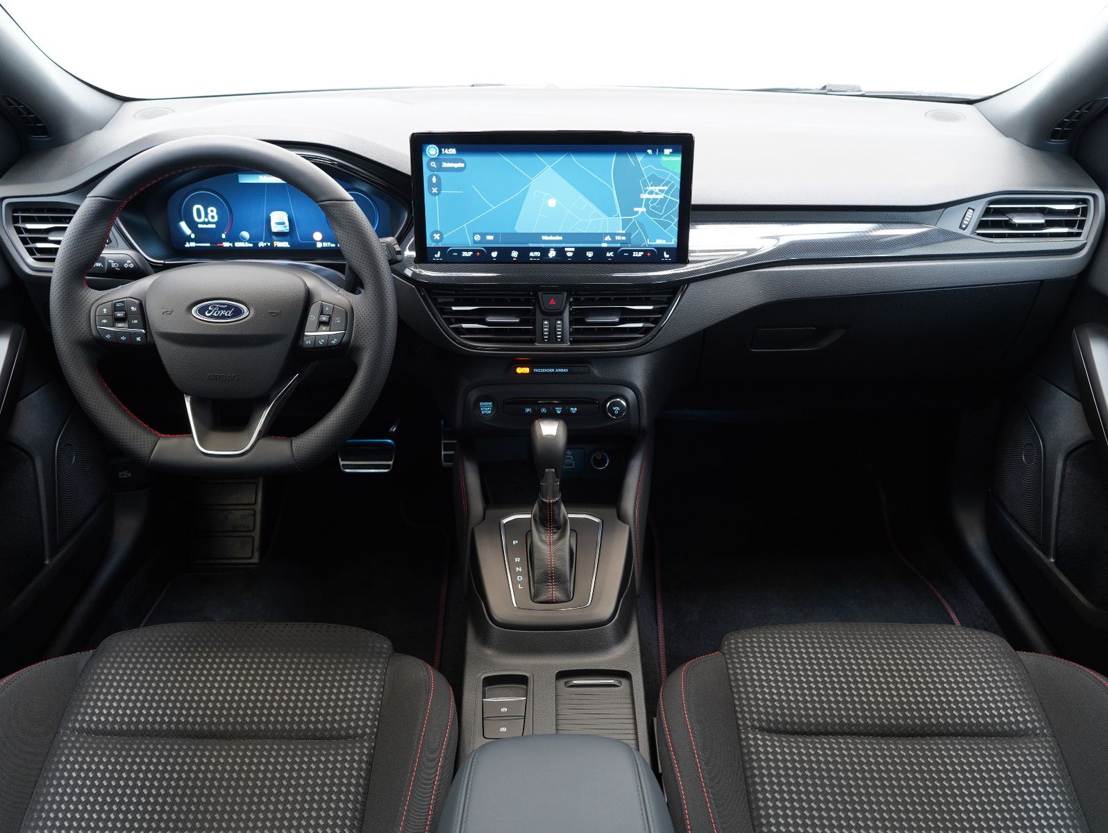 Fahrzeugabbildung Ford Focus Turnier ST-Line X 1.0 EcoBoost PANO