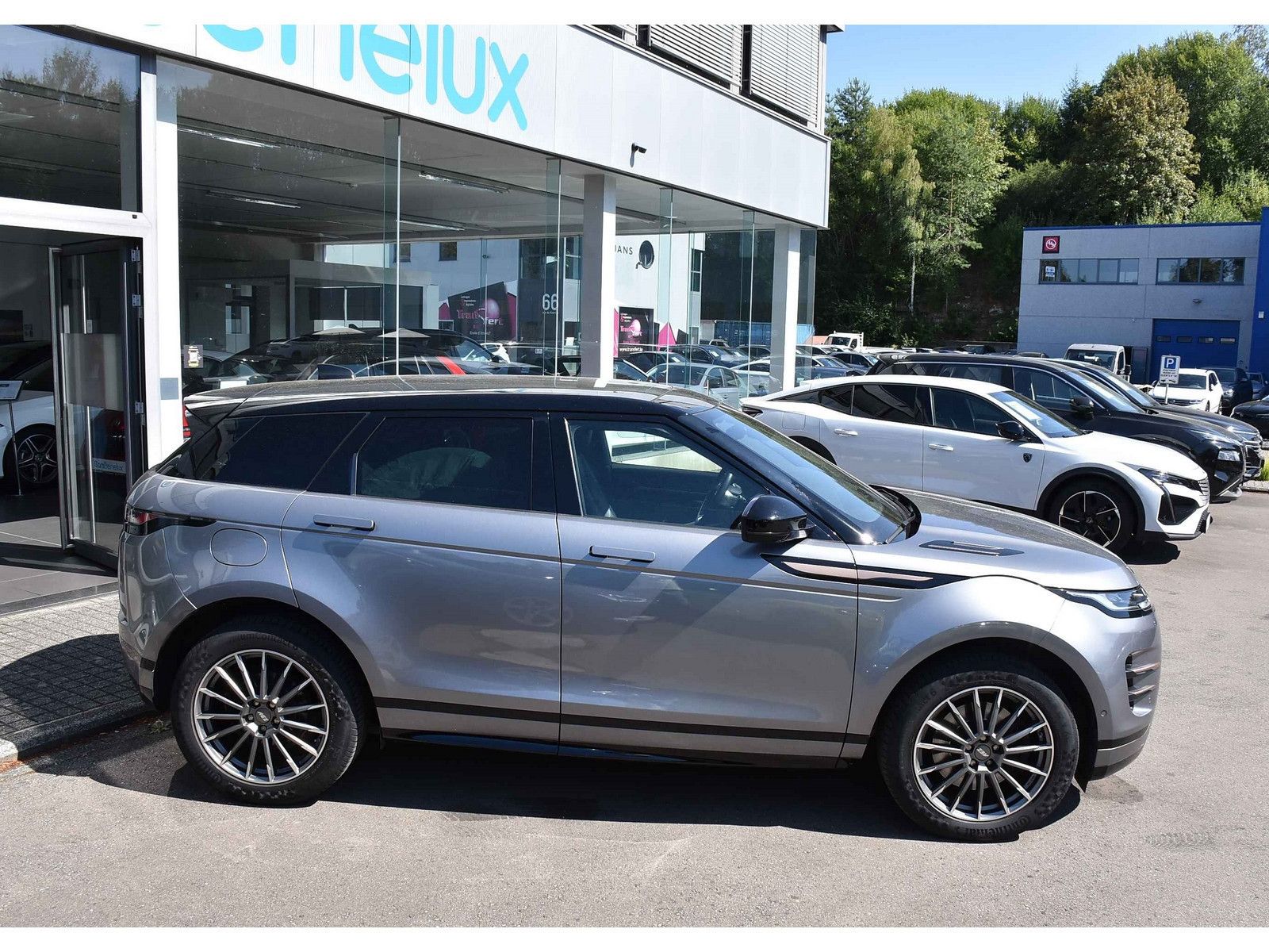 Land Rover Range Rover Evoque 2.0 TD4 R-Dynamic S PANO 1°H. imagem 3