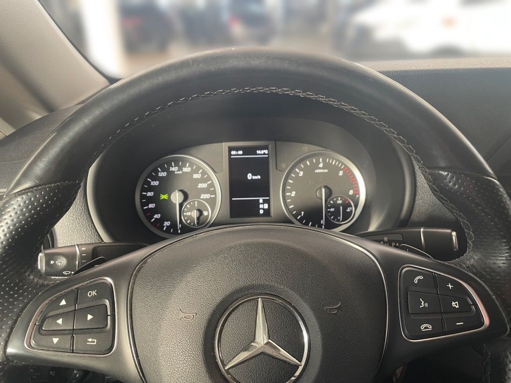 Fahrzeugabbildung Mercedes-Benz Vito 114 Kasten extralang Klima PTS Flügeltüren