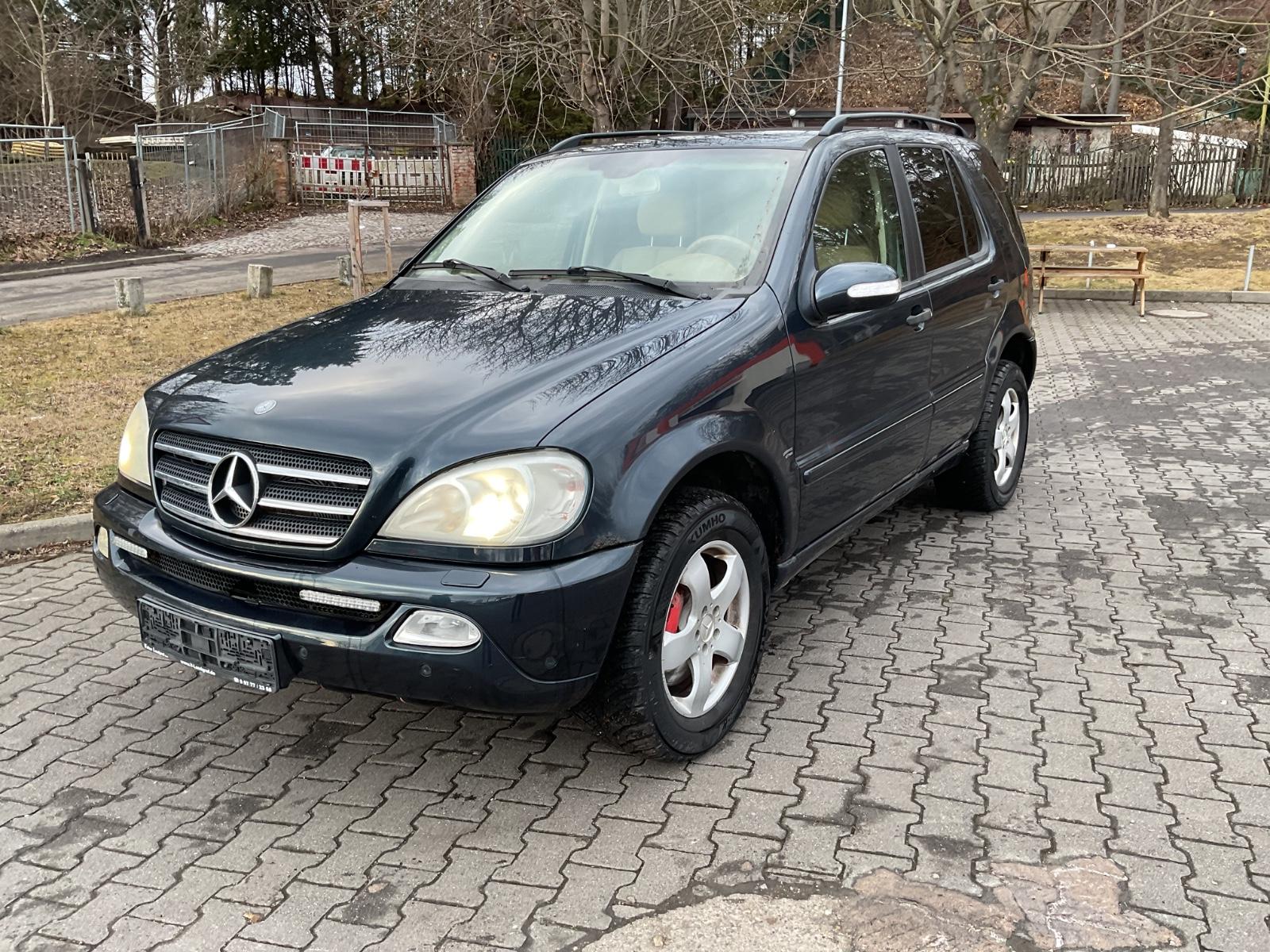 Mercedes-Benz ML 320