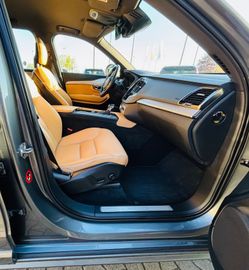 Volvo XC90 - 11