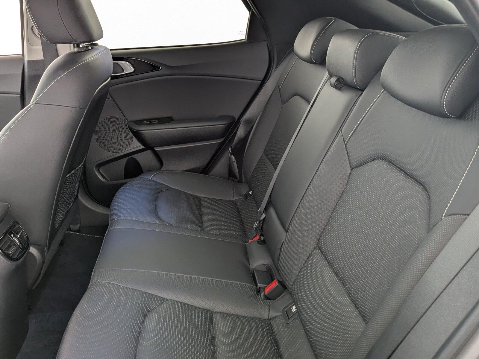 Kia Xceed 1.4 T-GDI Platinum LED+NAVI+PANO+SHZ+RFK+