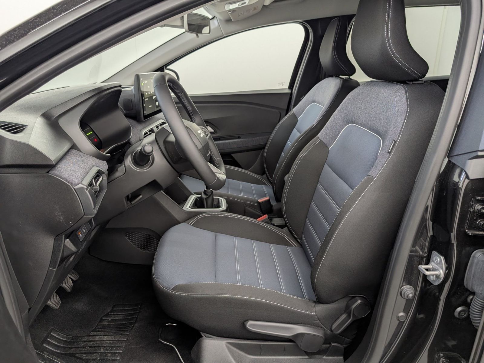 DACIA Jogger Journey TCe 110 Media Nav – Bild 7