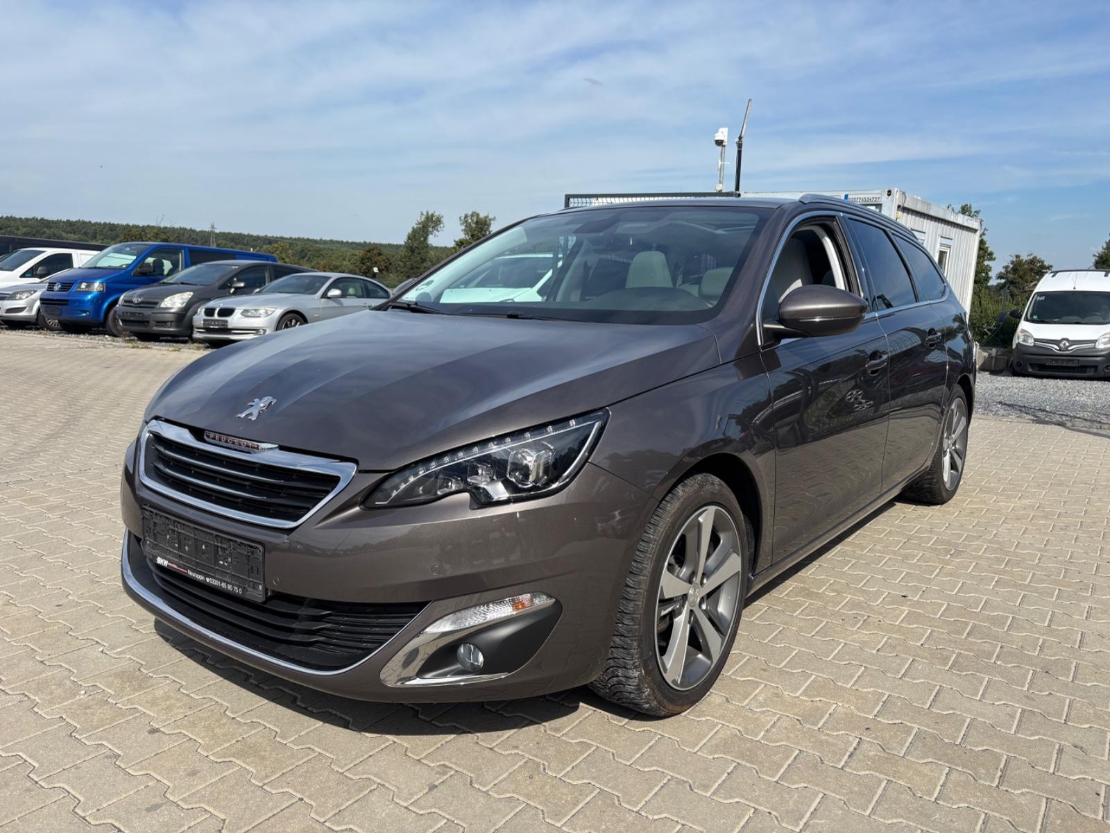 Peugeot 308 SW Style 130 *TÜV 06-2027*Pano*R-Kamera*