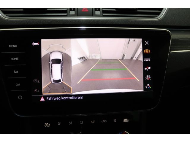 Superb COMBI PREMIUM EDITION DSG+NAVI+LEDER+SITZ