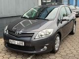 Toyota Auris 1,33-l-Dual-VVT-i Life+ - Toyota Auris Gebrauchtwagen in Hamburg