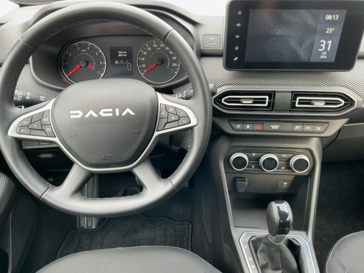 Fahrzeugabbildung Dacia Sandero Journey TCe 90 CVT Automatik