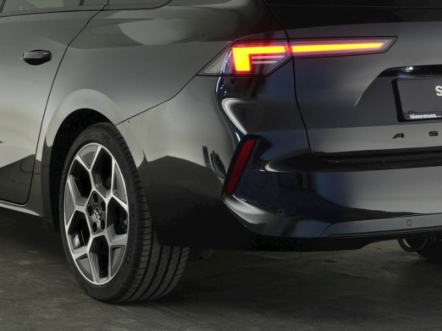 Astra L ST ULTIMATE AT+ANHÄNGERKUPPLUNG+LED MATR