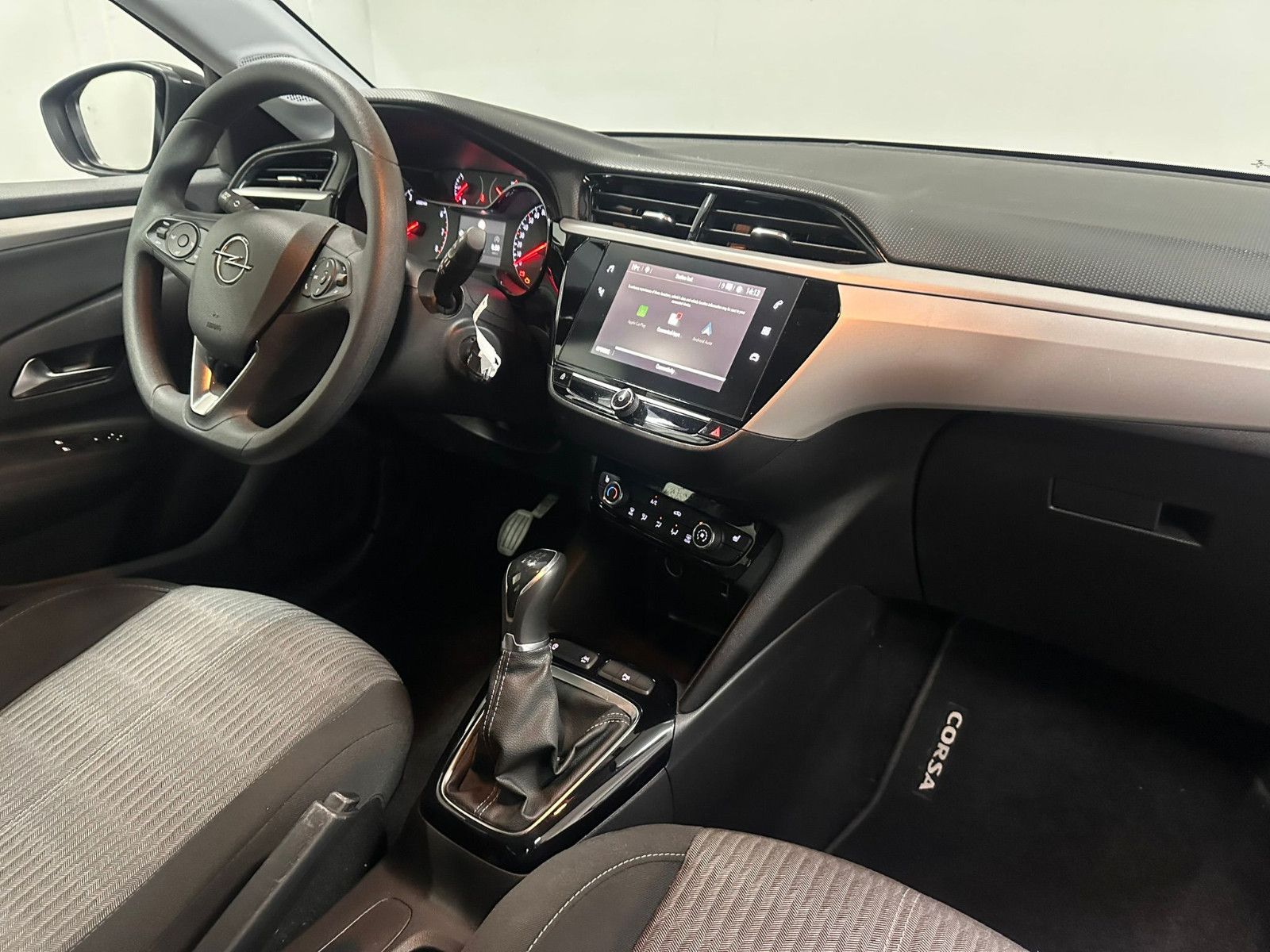 Fahrzeugabbildung Opel Corsa 1.2 Edition *NAVI*KLIMA*SH*KAMERA*