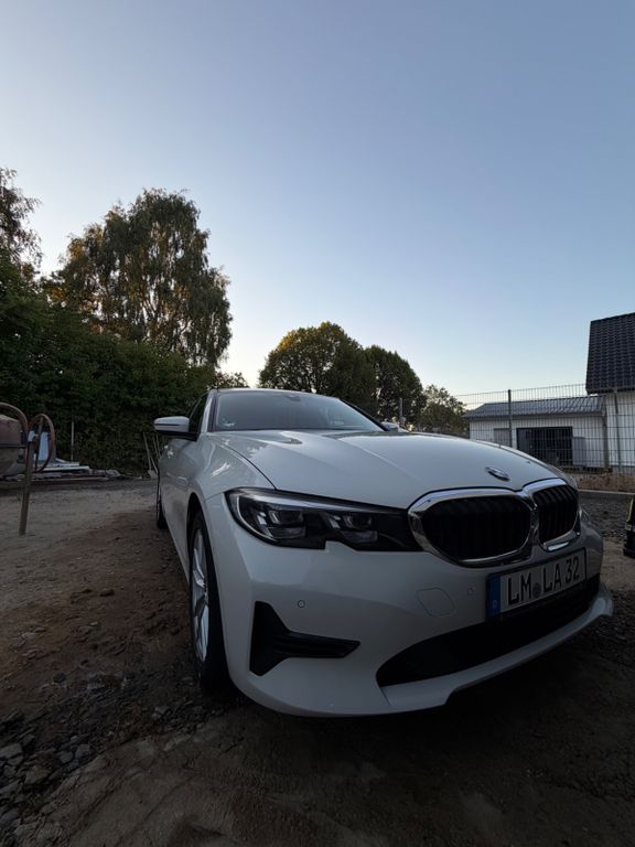Image of BMW 318