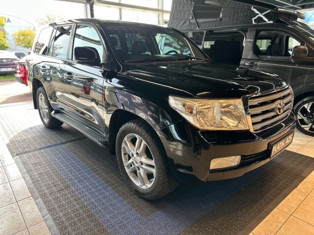 Toyota Land Cruiser 200 Executive