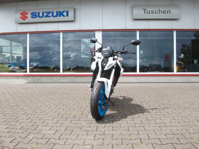 Suzuki GSX-8S   GSX800