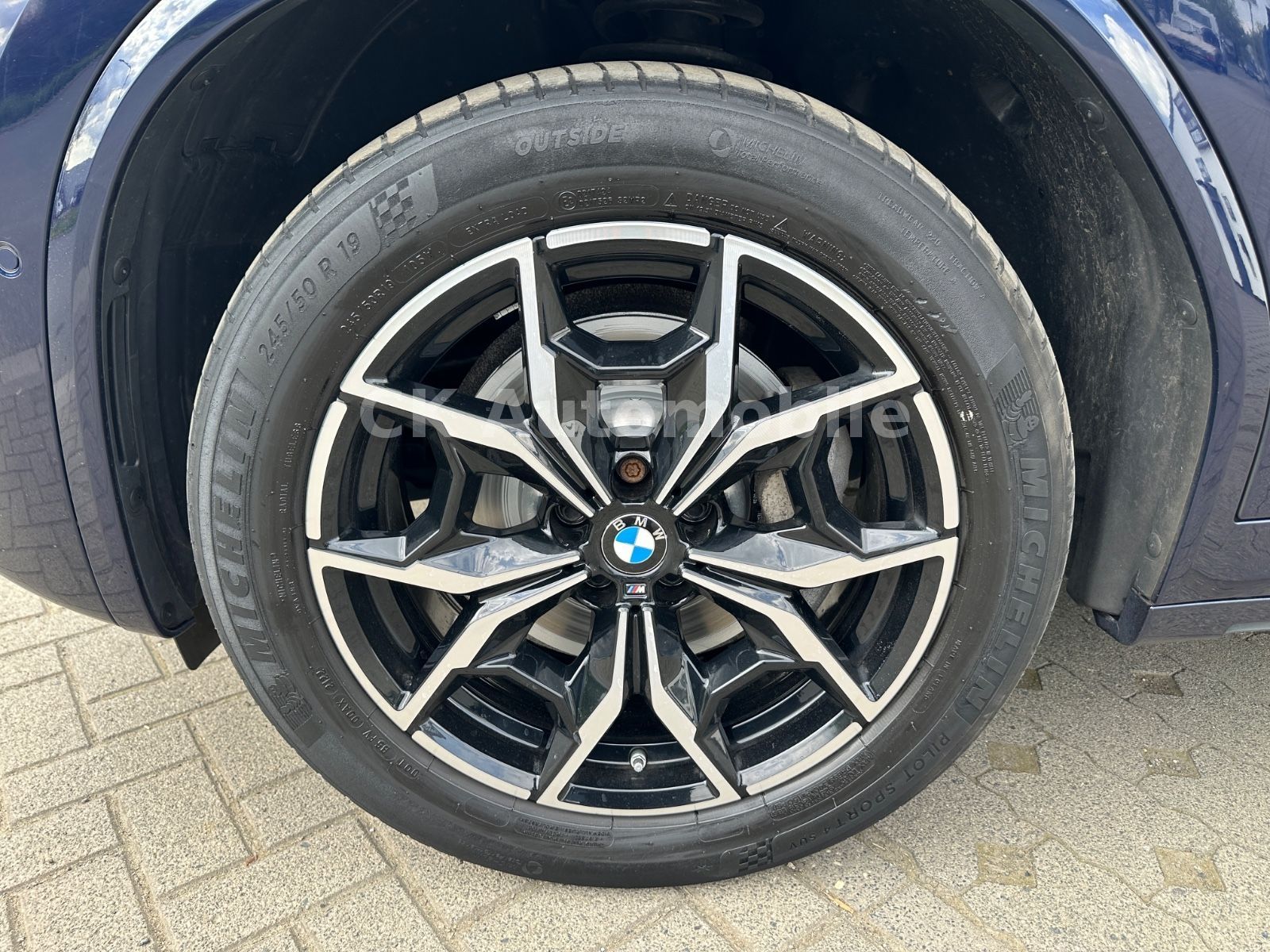 Fahrzeugabbildung BMW X3 xDrive 30i M-Sport/Navi/LED/ACC/360°Kam/AHK